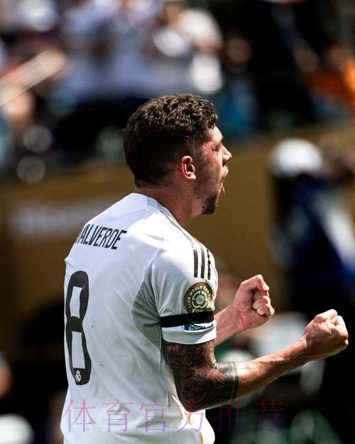 巴尔韦德:我不想谈裁判判罚 要努力帮助姆巴佩 巴尔韦德:我不想谈裁判判罚 要努力帮助姆巴佩